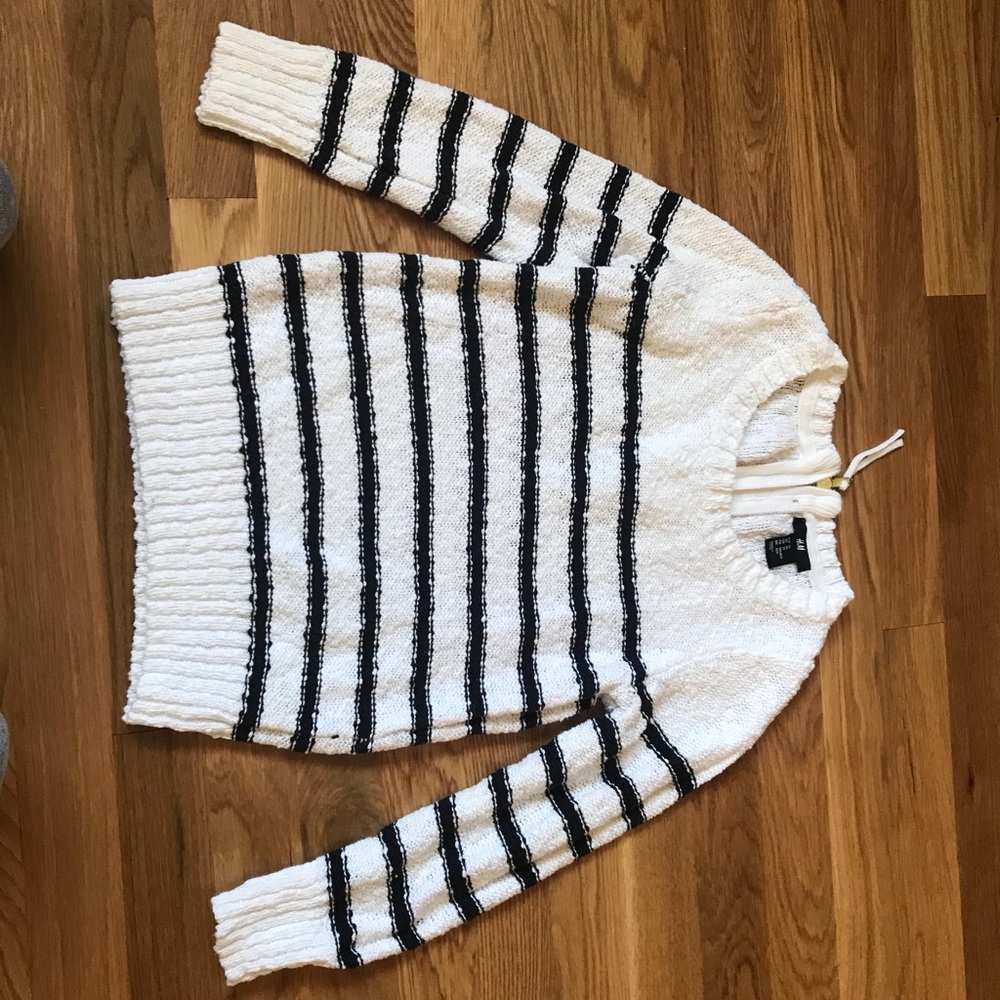 H&M sweater